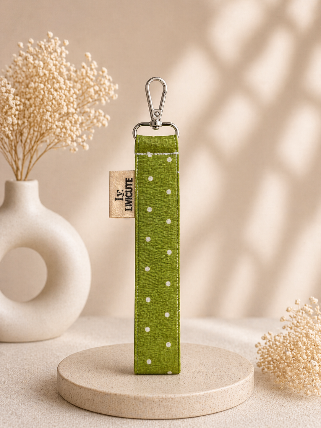 Keyholder  005